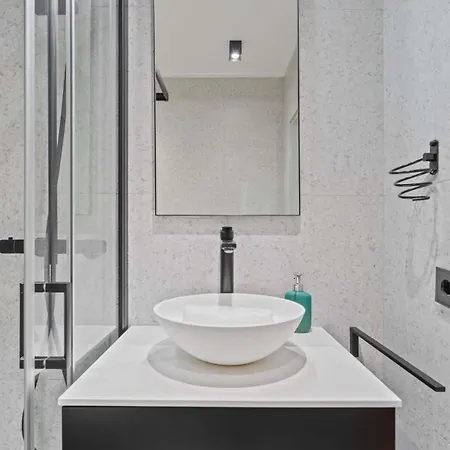 Modern In Gare Area Luksemburg